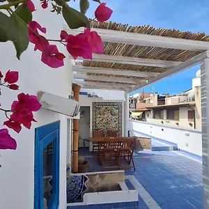 casa-sul-mare-terrasini-favarotta.sicilyhotelsitaly.net/